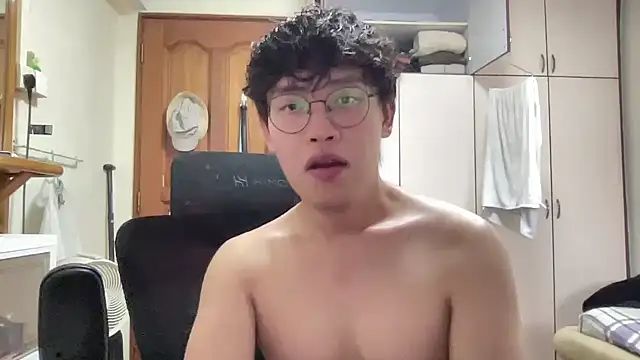 Passionatetwink2 online show from 02/28/26, 07:53