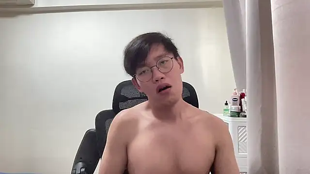 Passionatetwink2 online show from 08/07/26, 08:27
