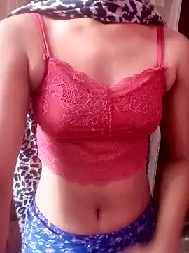 Snapshot of seema_rani68 chatting on 10/21/25, 06:58 seema rani68 online show from 10/21/25, 06:58