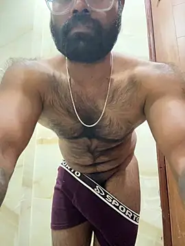 DJLOVE280825 online show from 04/10/26, 09:52