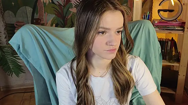 E l i z e  online show from 04/08/26, 05:40