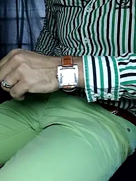 chocolate alone online show from 09/24/25, 08:06