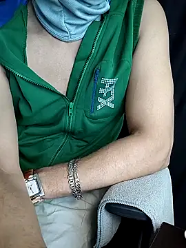 chocolate alone online show from 09/30/25, 06:18