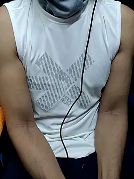 chocolate alone online show from 10/15/25, 06:41