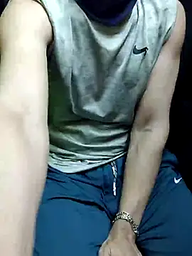 chocolate alone online show from 12/05/25, 12:03