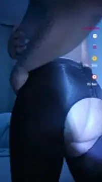 Snapshot of SexyGemBeautyX chatting on 11/17/25, 09:42 SexyGemBeautyX online show from 11/17/25, 09:42