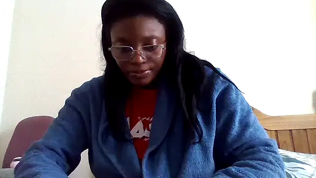 Snapshot of SexyGemBeautyX chatting on 11/27/25, 02:19 SexyGemBeautyX online show from 11/27/25, 02:19