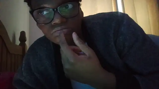 Snapshot of SexyGemBeautyX chatting on 12/19/25, 03:30 SexyGemBeautyX online show from 12/19/25, 03:30