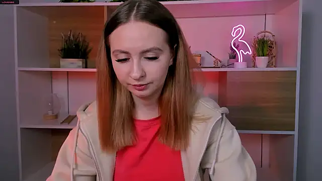 mila glow1 online show from 10/21/25, 07:25