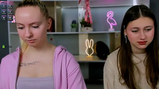 mila glow1 online show from 02/22/26, 06:46