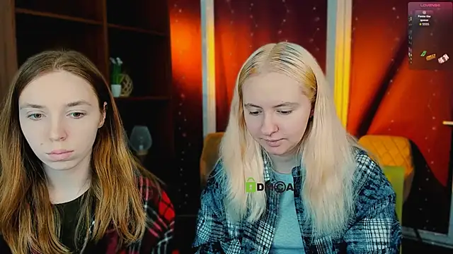 mila glow1 online show from 03/19/26, 06:28