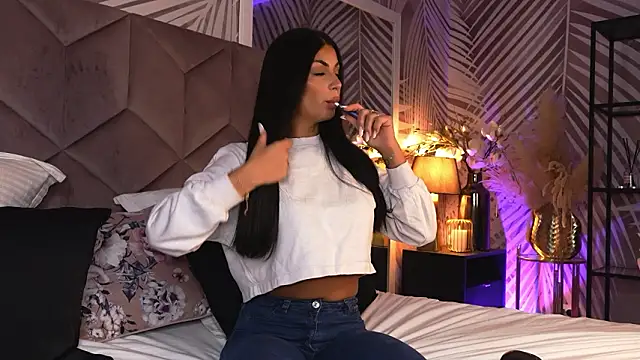 EvaRhea online show from 03/23/26, 04:27