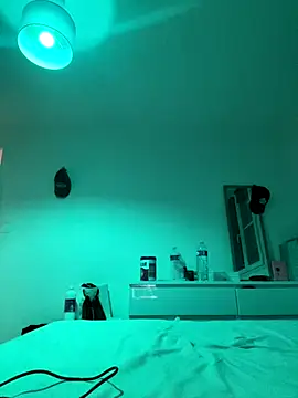 Snapshot of DouceAngela69 chatting on 09/25/25, 06:11 DouceAngela69 online show from 09/25/25, 06:11