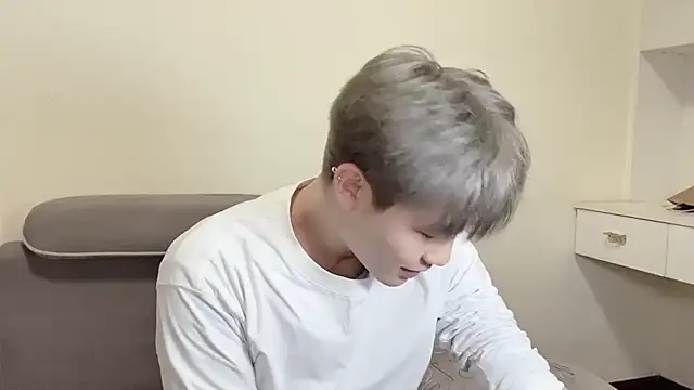 xiaoyang5200 online show from 01/10/26, 02:30