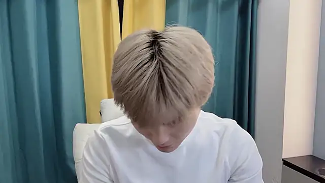 xiaoyang5200 online show from 02/27/26, 03:01