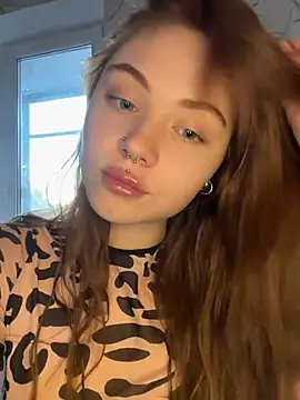 LunaMillie online show from 05/30/26, 04:37