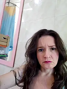 Snapshot of _anita_rojas chatting on 11/05/25, 01:33 anita rojas online show from 11/05/25, 01:33