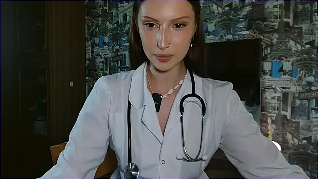 Snapshot of RuxaShade chatting on 06/26/26, 02:10 RuxaShade online show from 06/26/26, 02:10