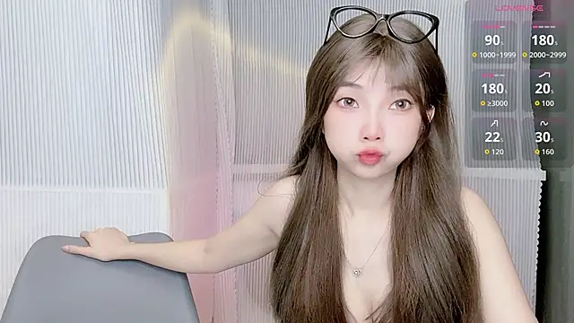 Snapshot of Janisa__PZ chatting on 11/06/25, 11:55 Janisa PZ online show from 11/06/25, 11:55