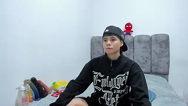 Bruno Cruzz online show from 06/27/26, 01:32