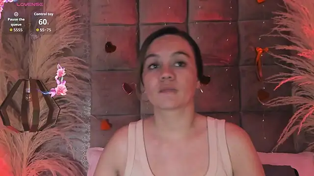 Sky Junne online show from 02/16/26, 06:04