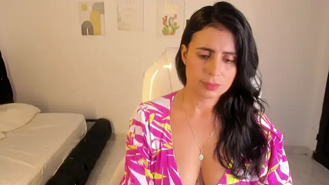 Snapshot of Lilu_ds chatting on 11/10/25, 08:52 Lilu ds online show from 11/10/25, 08:52