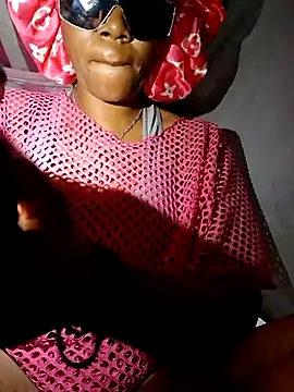 Snapshot of sexybloww chatting on 09/22/25, 03:14 sexybloww online show from 09/22/25, 03:14