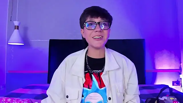 Tsuki Maru online show from 12/20/25, 03:13