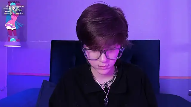 Tsuki Maru online show from 03/01/26, 10:45