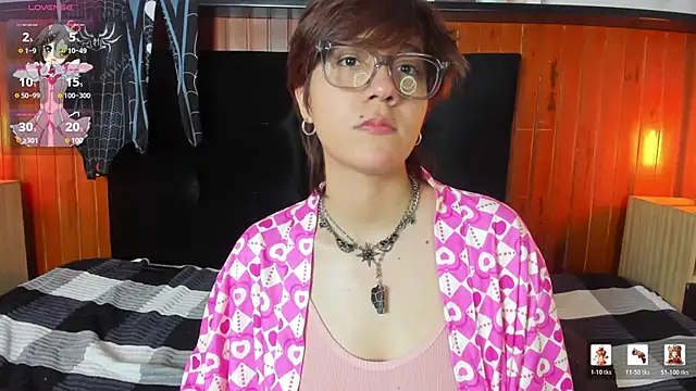 Tsuki Maru online show from 03/20/26, 08:25