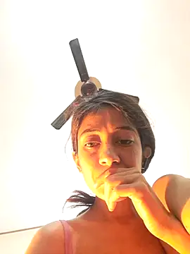 Evneet27 Saavu online show from 02/15/26, 08:02