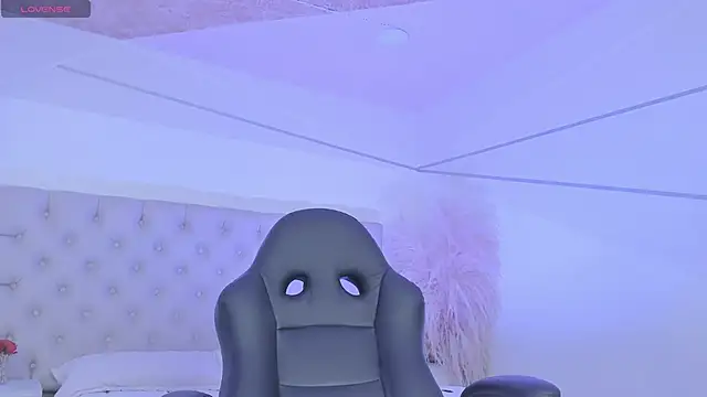 BritanyBrown  online show from 04/13/26, 05:02