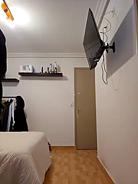 Snapshot of Latinfogoso84 chatting on 10/30/25, 10:49 Latinfogoso84 online show from 10/30/25, 10:49