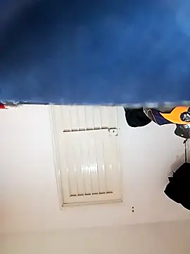 Snapshot of MackMacKenzie chatting on 09/09/25, 12:43 MackMacKenzie online show from 09/09/25, 12:43