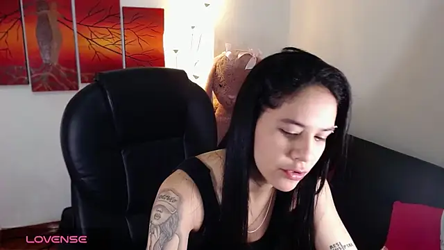 Snapshot of Ashley_olivares chatting on 09/25/25, 04:54 Ashley olivares online show from 09/25/25, 04:54