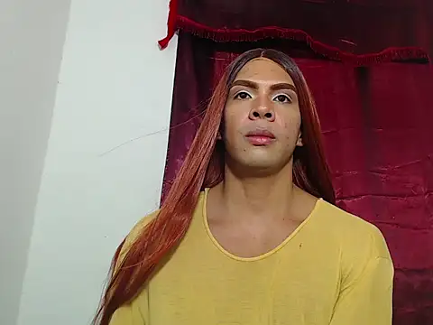 Coral Santana x online show from 12/16/25, 04:12