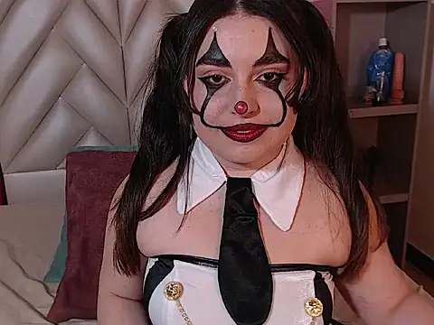 Vicluxxx online show from 10/31/25, 02:29