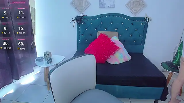 IamBunny f w online show from 10/27/25, 01:37