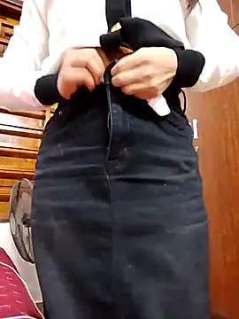 Snapshot of MaryyLy chatting on 10/31/25, 01:34 MaryyLy online show from 10/31/25, 01:34