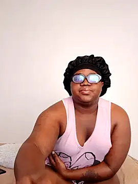 Gyminae online show from 11/14/25, 06:23