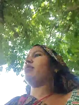 Snapshot of Hot_Seema83 chatting on 09/09/25, 07:52 Hot Seema83 online show from 09/09/25, 07:52