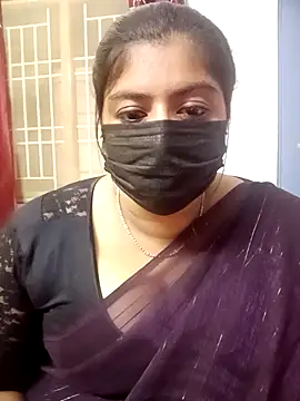 Snapshot of Reshma-Rani chatting on 09/20/25, 09:49 Reshma-Rani online show from 09/20/25, 09:49