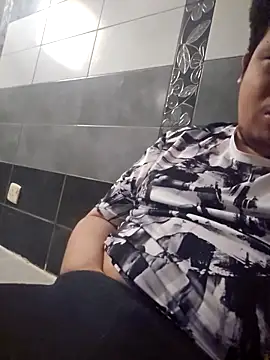 jedoo1213 online show from 10/02/25, 09:05