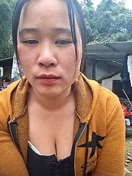 ALIENHR38 online show from 11/22/25, 01:48