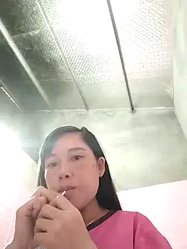 Snapshot of soope-00 chatting on 09/23/25, 12:24 soope-00 online show from 09/23/25, 12:24