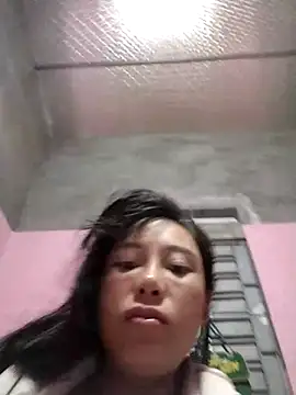 Snapshot of soope-00 chatting on 11/04/25, 10:31 soope-00 online show from 11/04/25, 10:31