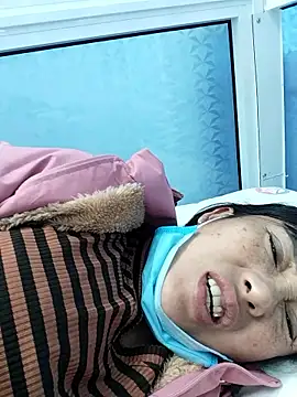 Snapshot of soope-00 chatting on 11/26/25, 02:45 soope-00 online show from 11/26/25, 02:45