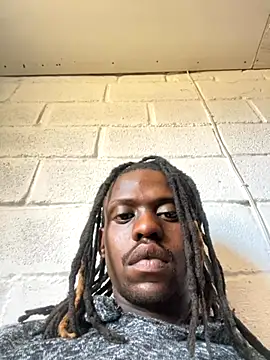 Snapshot of Wuu2now chatting on 10/30/25, 10:16 Wuu2now online show from 10/30/25, 10:16