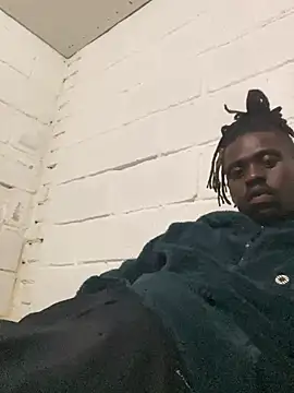 Snapshot of Wuu2now chatting on 11/21/25, 08:07 Wuu2now online show from 11/21/25, 08:07