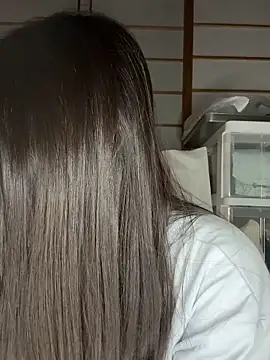 Snapshot of xx_Ojou_xx chatting on 12/15/25, 08:13 xx Ojou xx online show from 12/15/25, 08:13